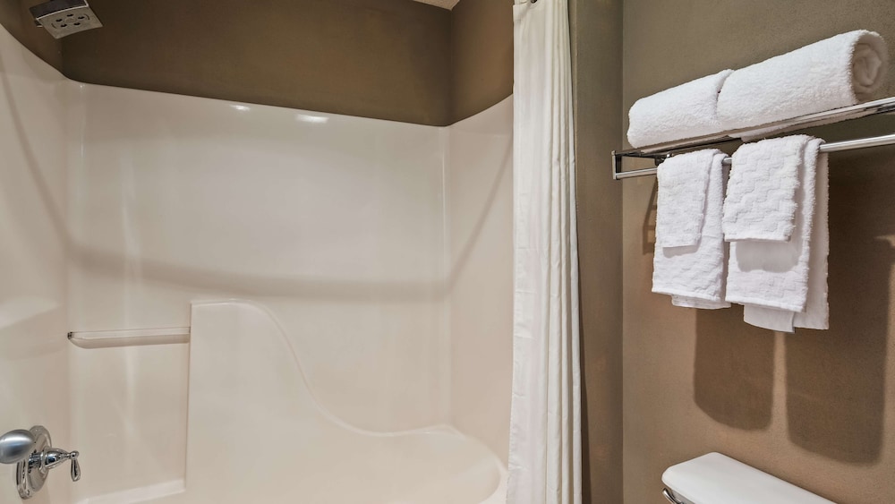 SureStay Hotel by Best Western Helen Downtown 12/29