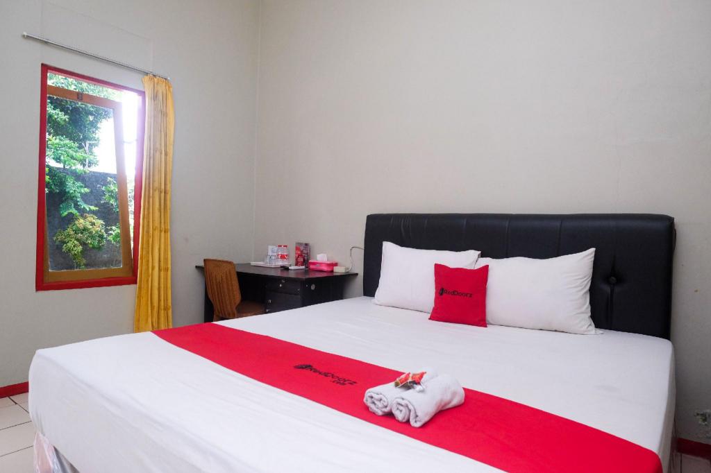 RedDoorz near Kampus UMP Purwokerto 7/44
