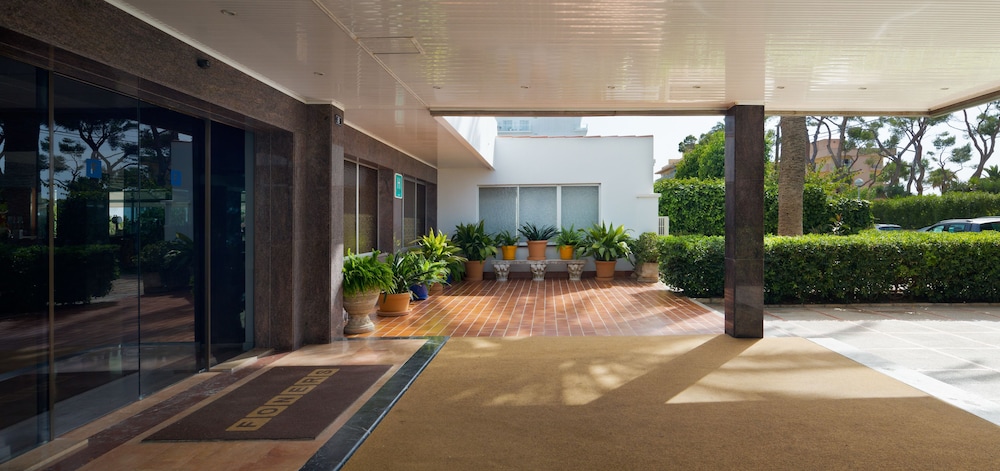 Hotel Foners - Adults Only 66/69