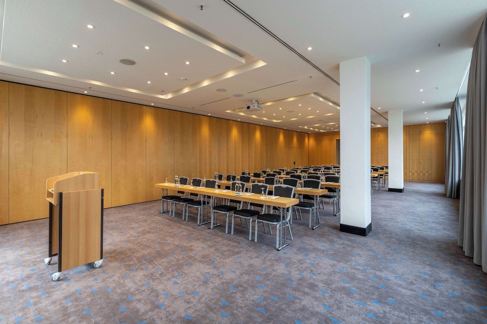 NYX Hotel Erfurt by Leonardo Hotels 39/72