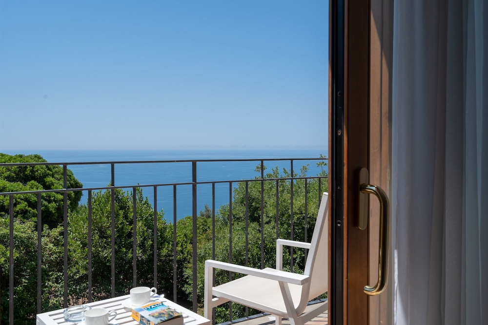 Golfo Dei Poeti Relais Spa 34/83