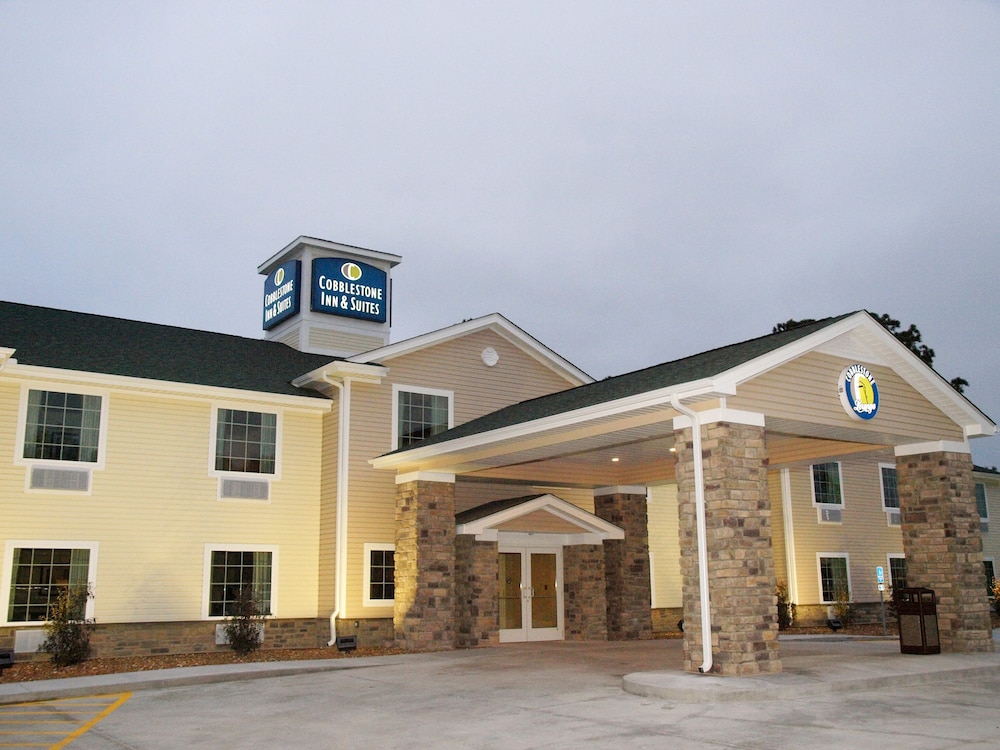 Cobblestone Inn & Suites - Vinton 1/50