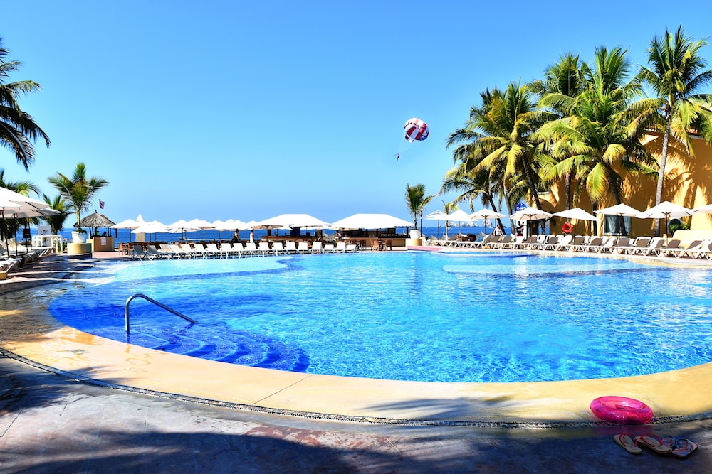 Tesoro Ixtapa 50/54