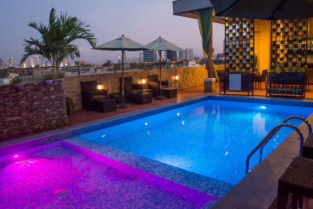 Cocoon Boutique Hotel 2/41