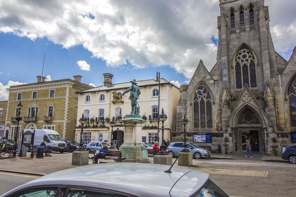 The Golden Lion 3/66