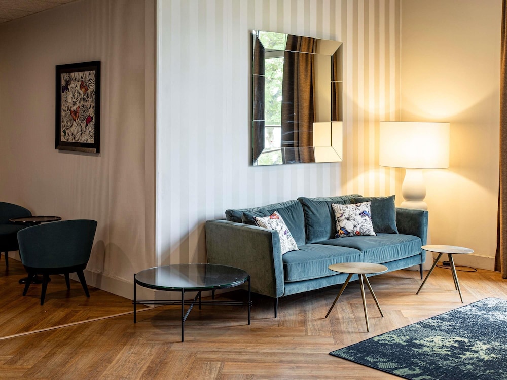 Mercure Angouleme Hotel de France 53/72