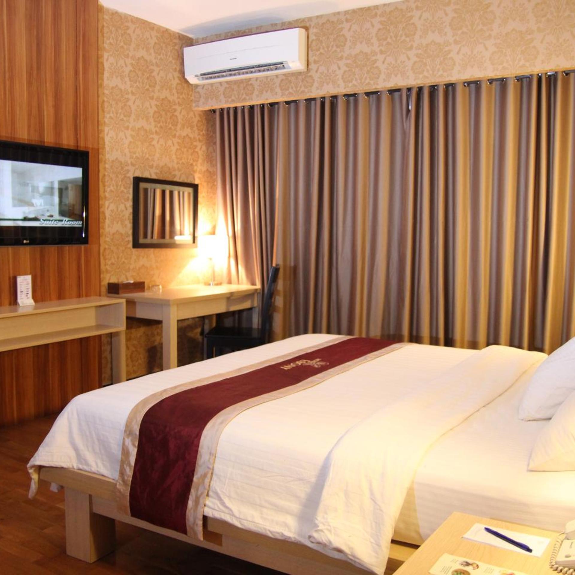 Hotel Ebony 15/33