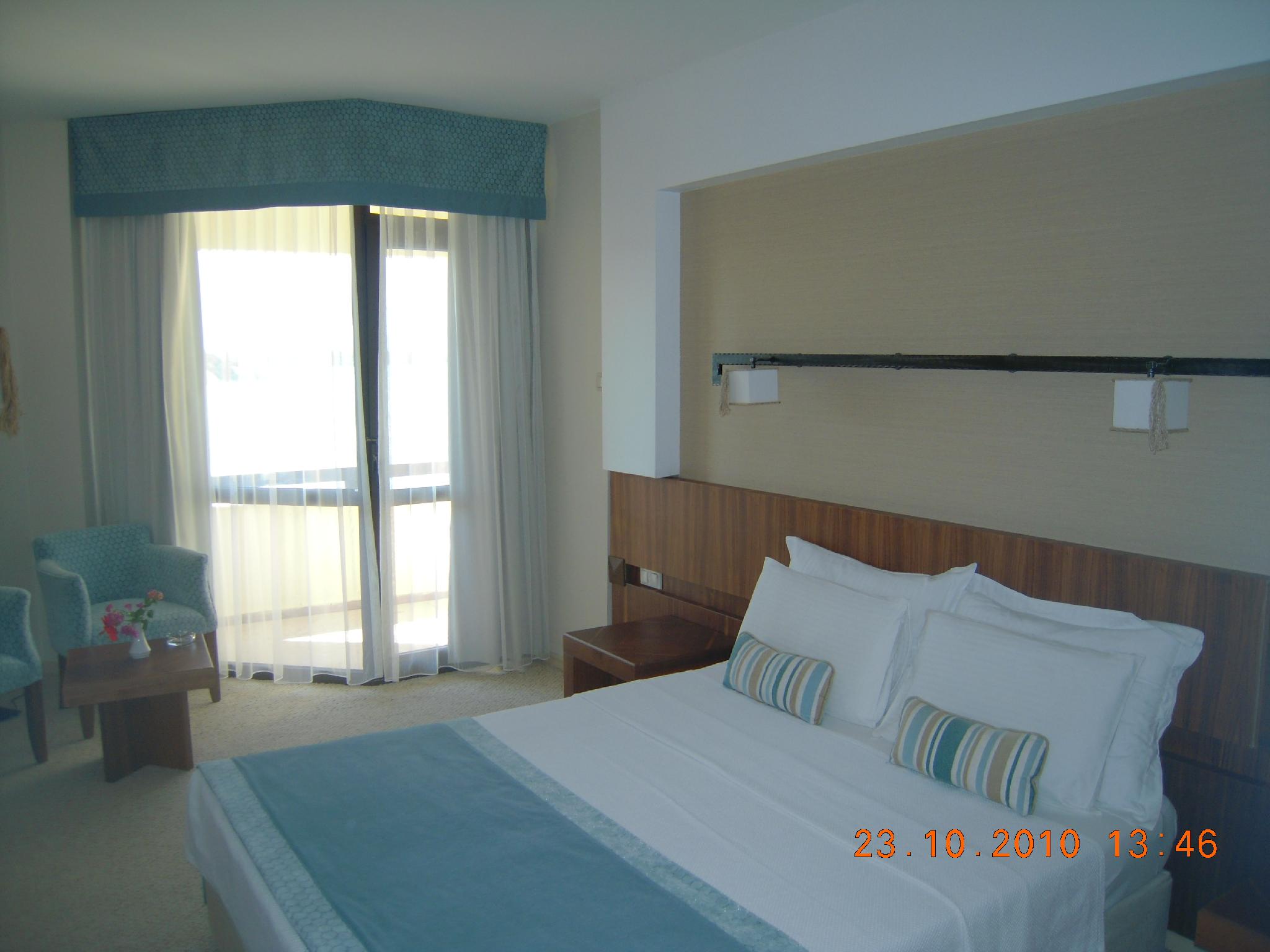 غرفة قياسية بسرير مزدوج
