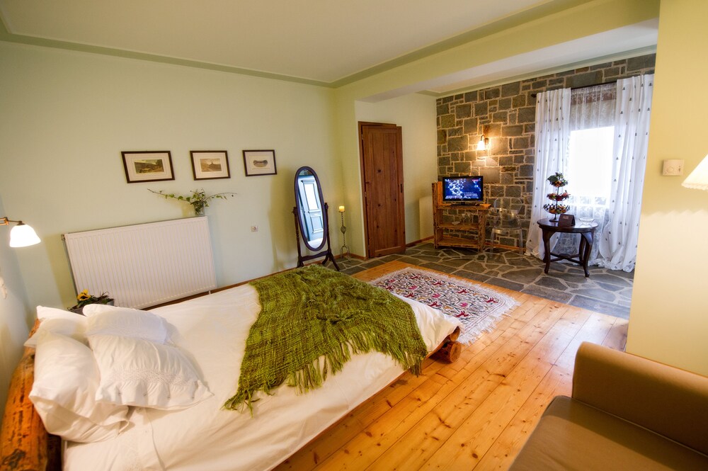 Mir boutique hotel 6/59
