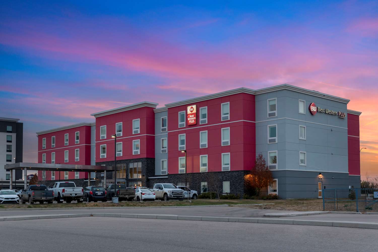 Best Western Plus Airport Inn and Suites 2/46