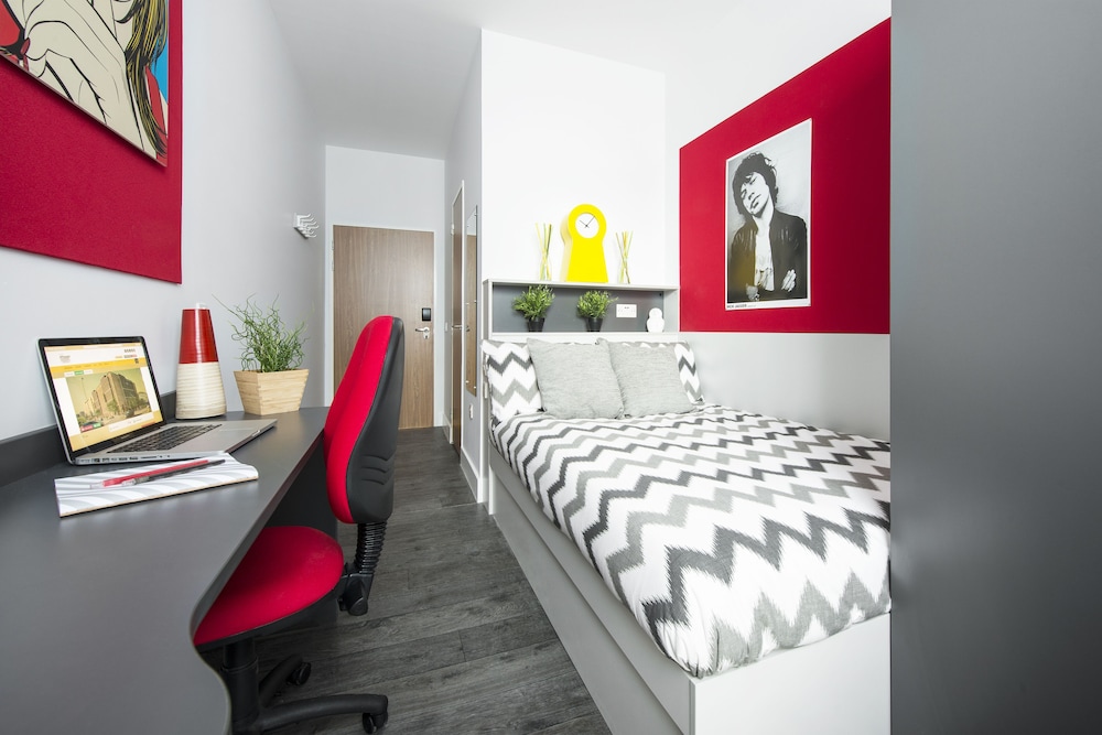 Destiny Student - Arran House 14/21
