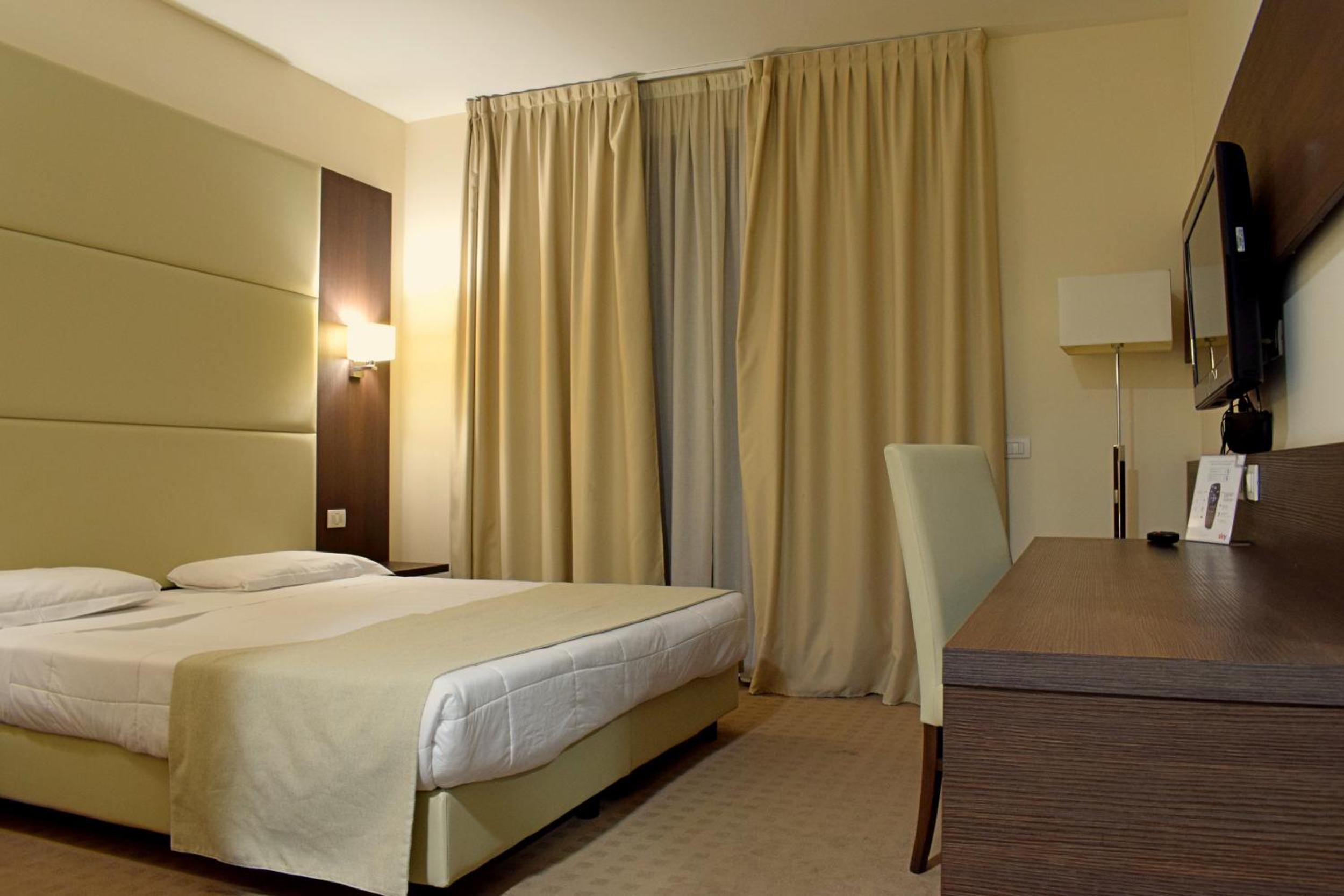 Palace Inn 27/56