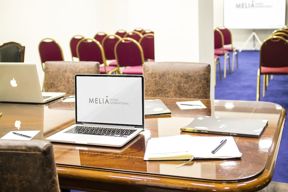 Melia Recoleta Plaza 65/73