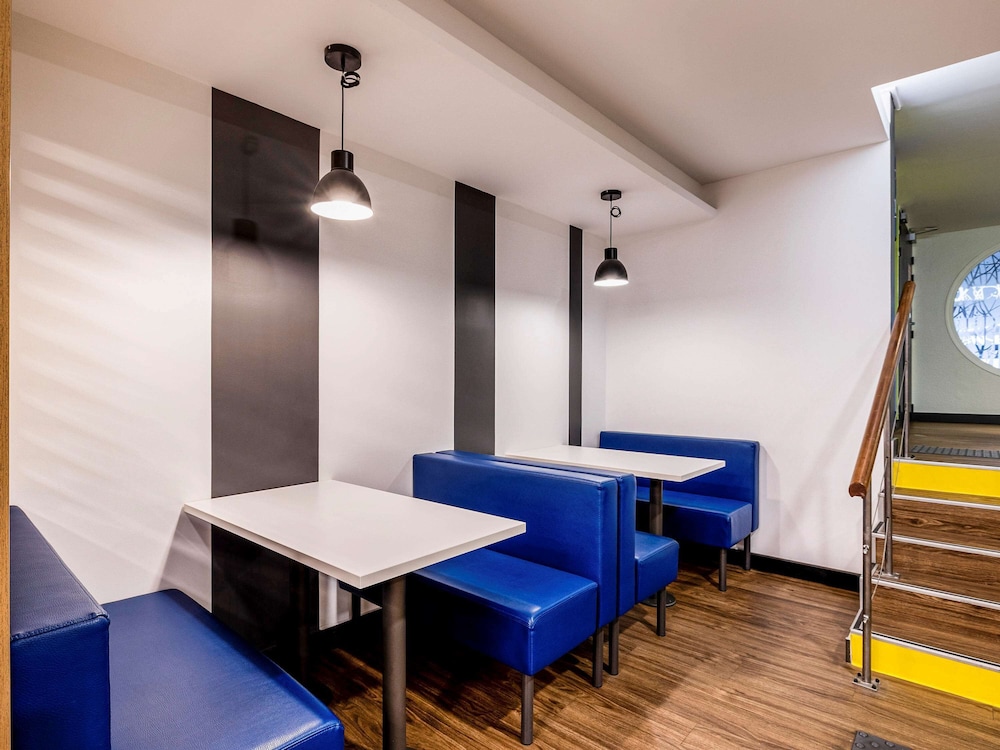 IBIS BUDGET BORDEAUX CENTRE MERIADECK 41/53