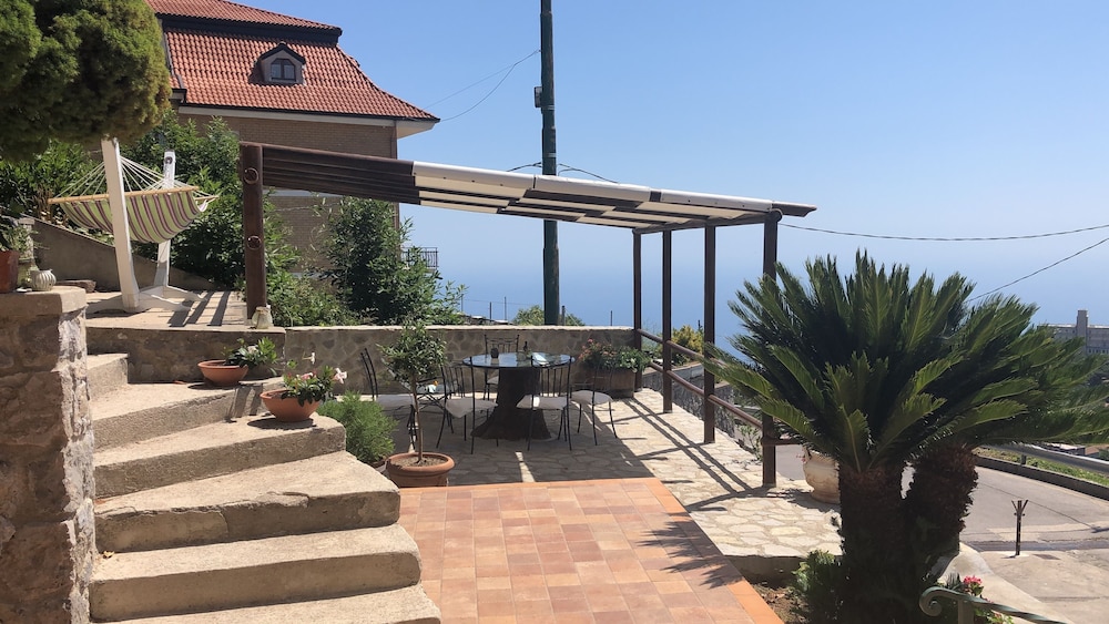 B&B Villa Reginella 44/50