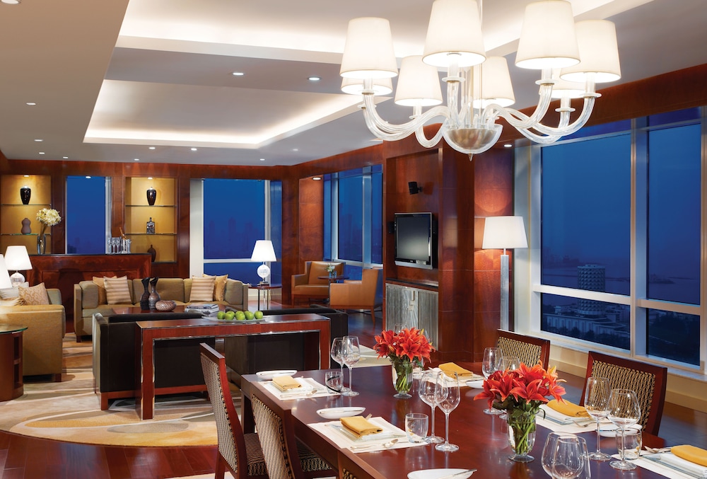 Four Seasons Hotel Mumbai 67/78