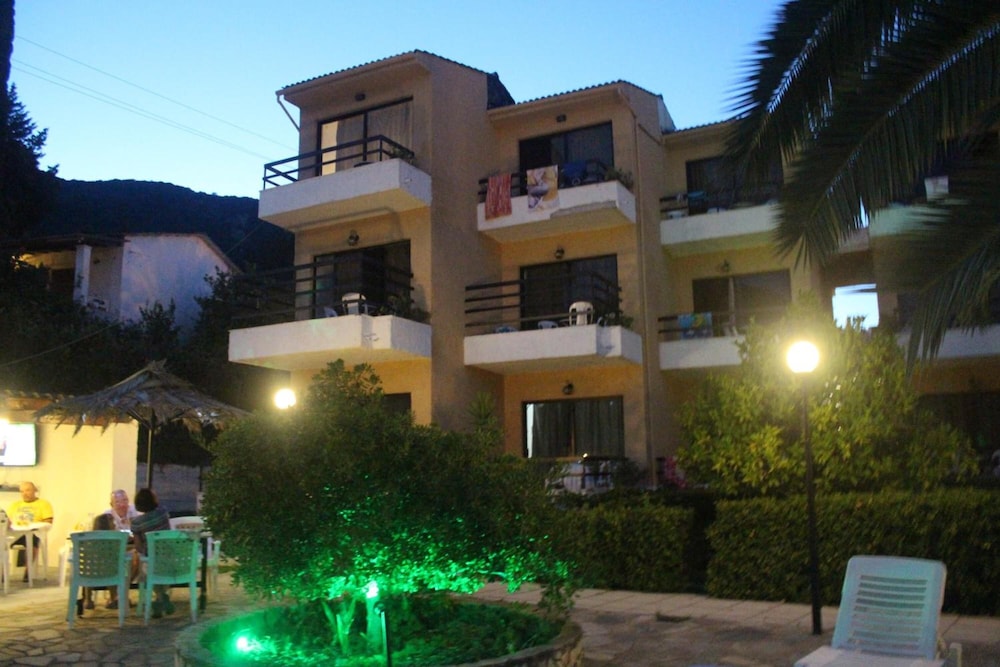 Le Mirage Hotel 3/51