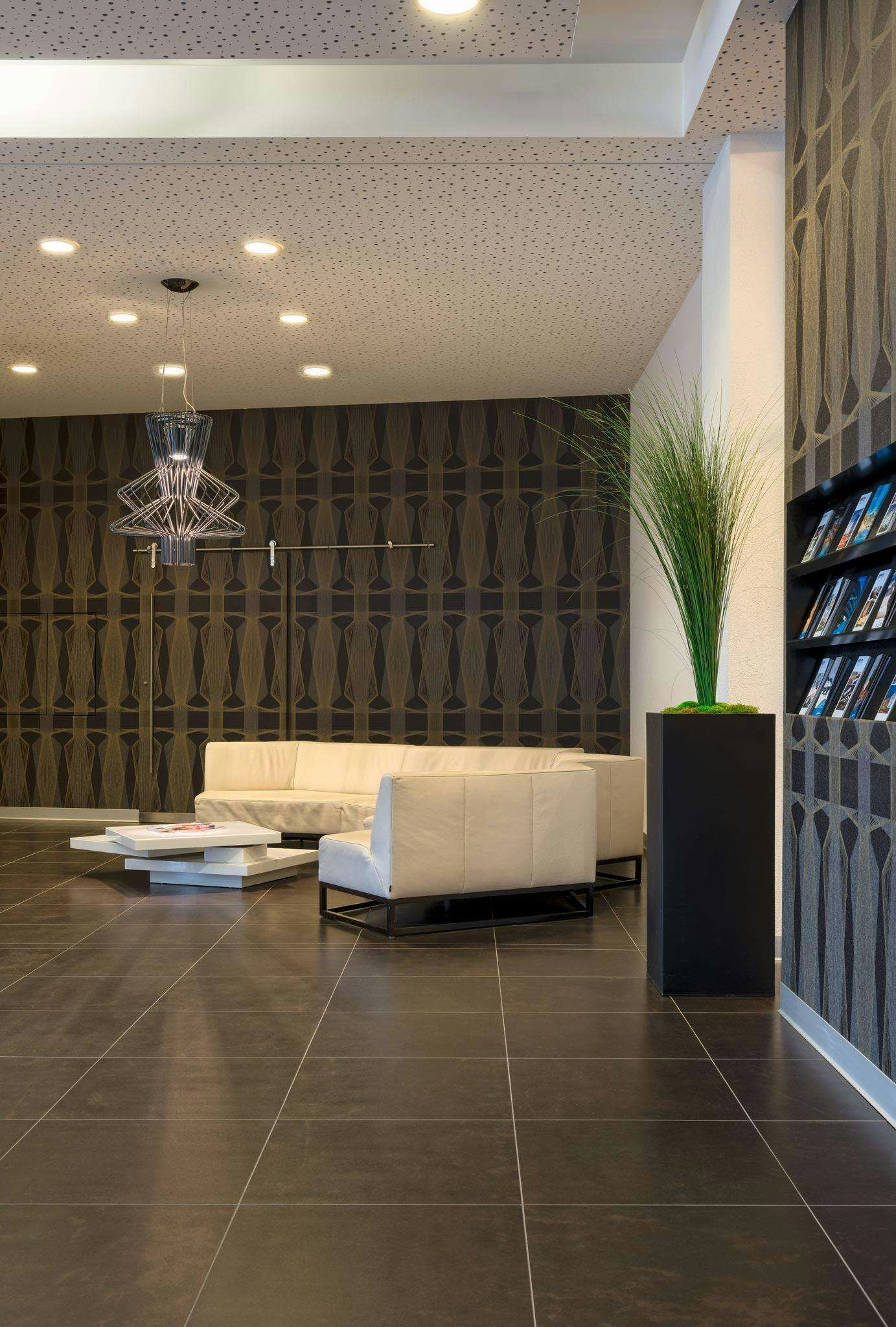 Lobby at B&B Hotel Lully 3 Lakes, LULLY