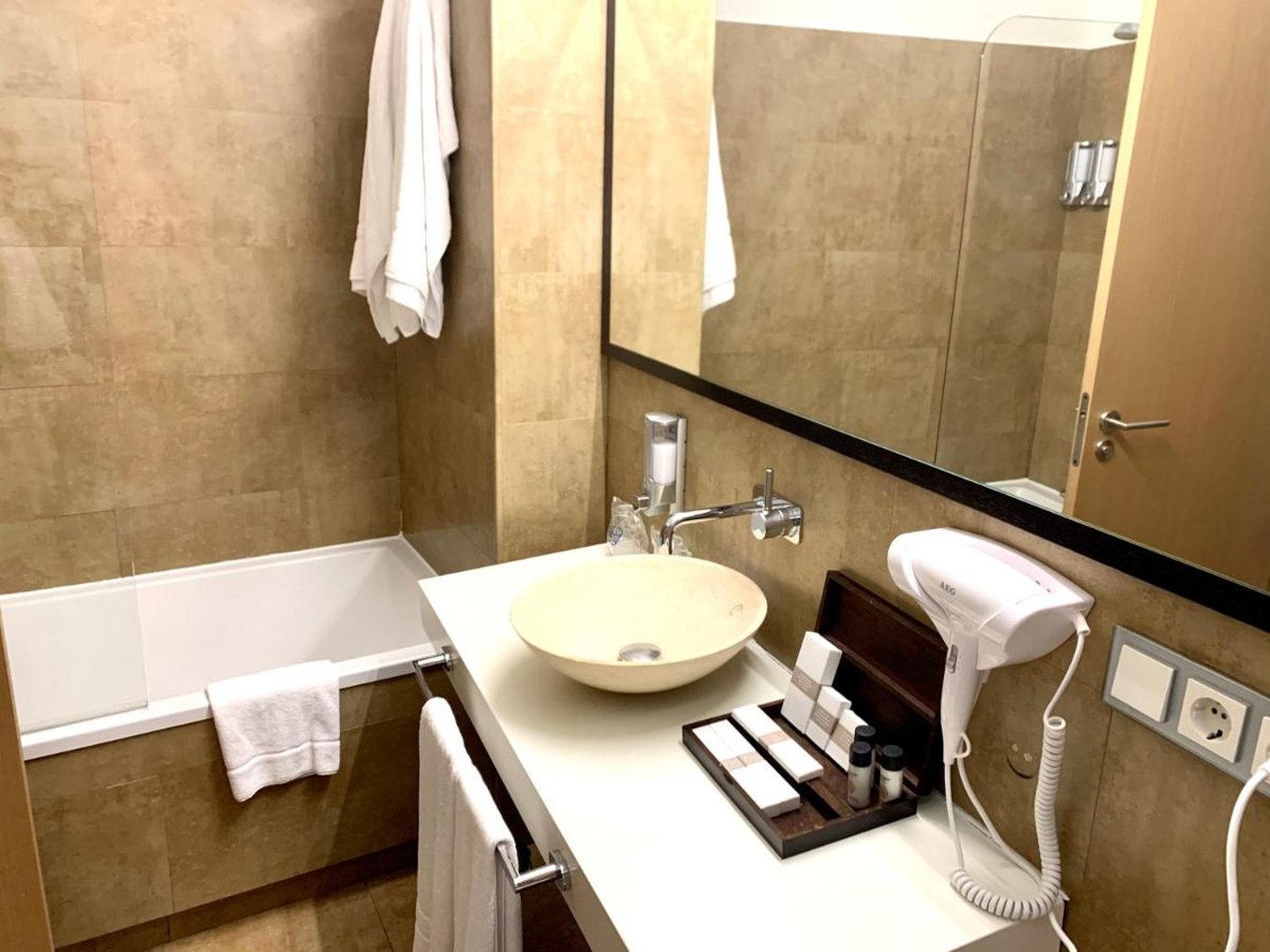 Akla Hotel Merida 46/50