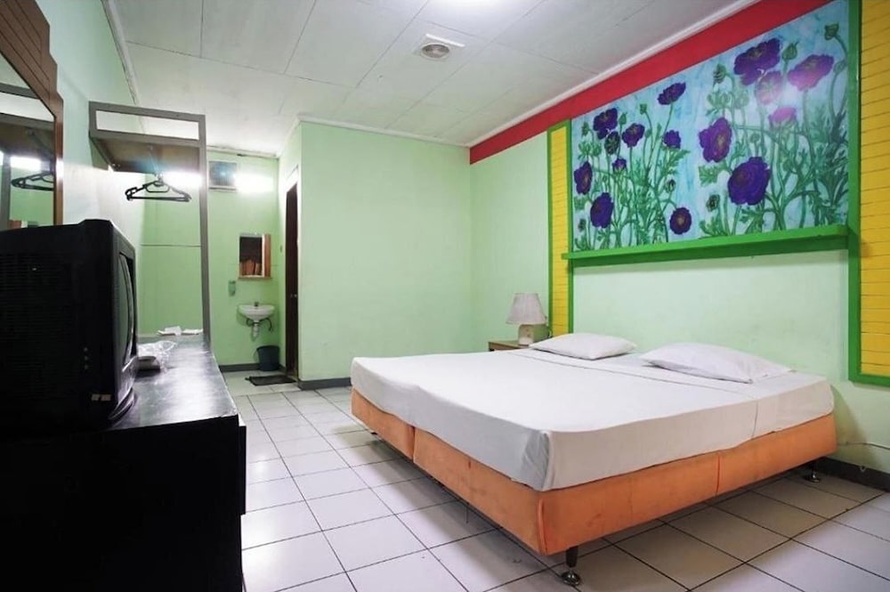 Hotel Bandung Permai by ZUZU 26/34