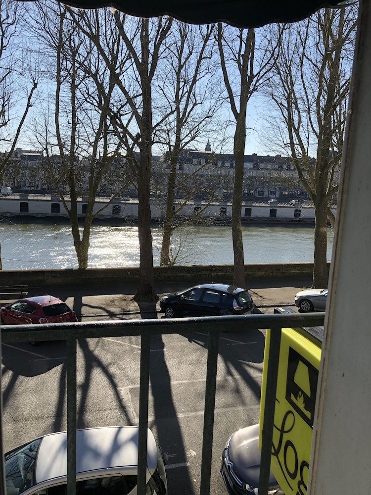 HOTEL DU NORD 23/26