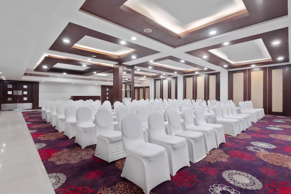 Country Inn Suites By Radisson Gurgaon Sector 12 38/49