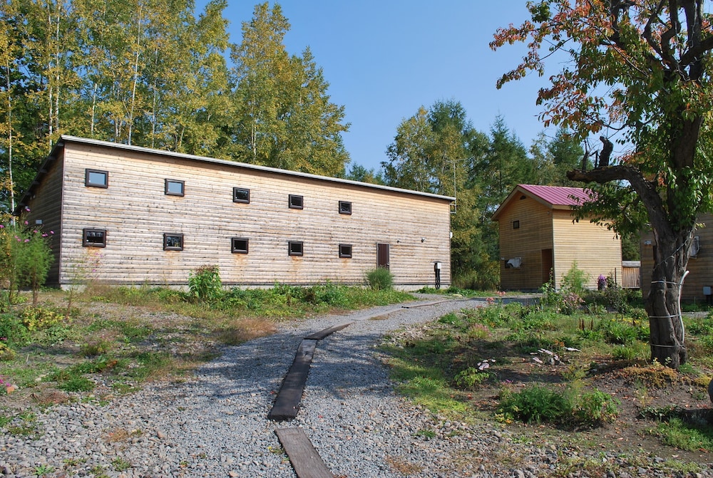 Ninguru Premium House 61/68