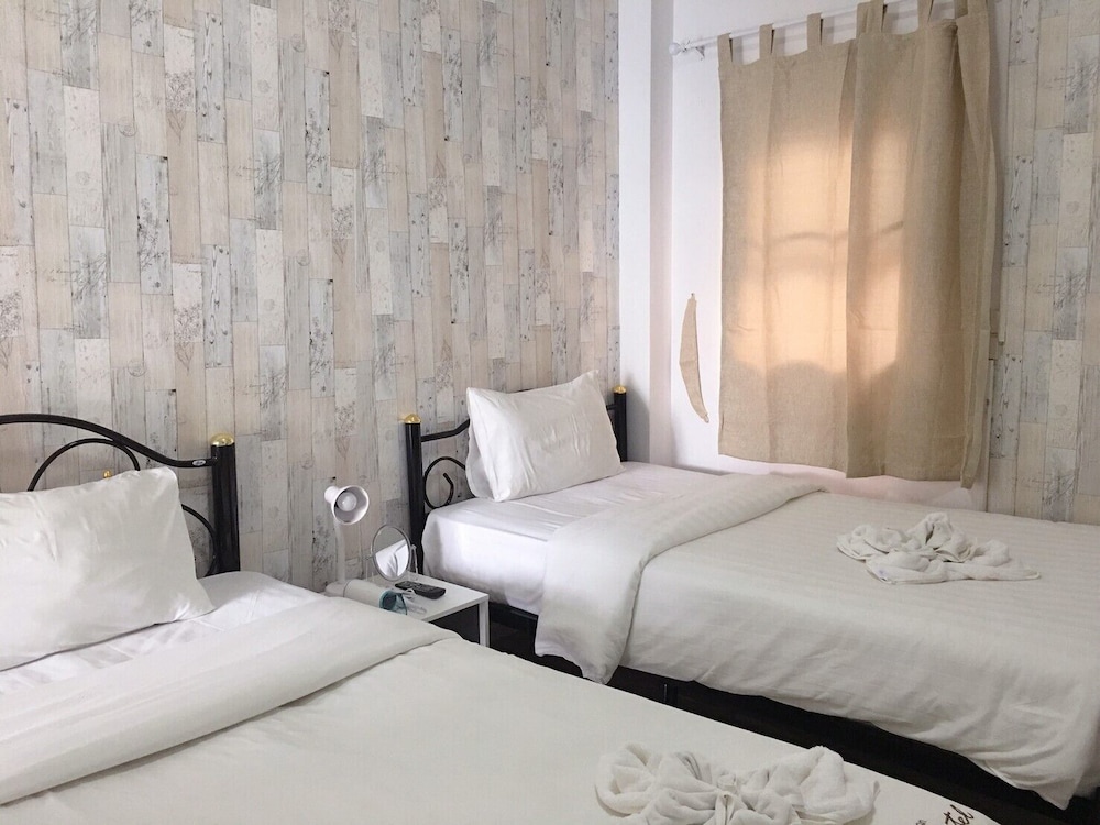 SUPERIOR, TWIN BEDS