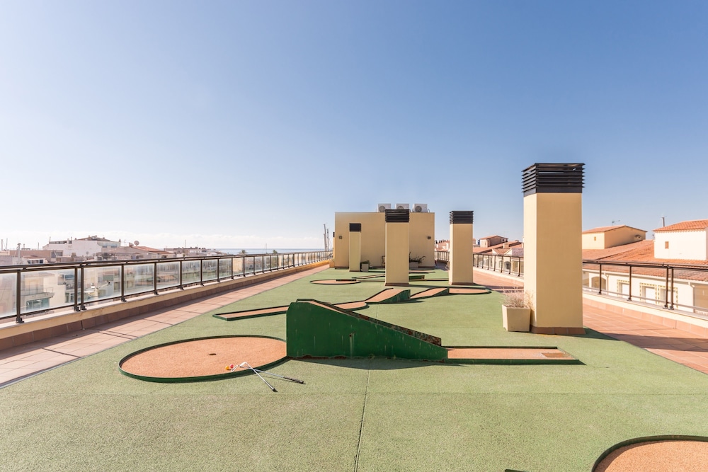 P And V Empuriabrava Marina 44/45