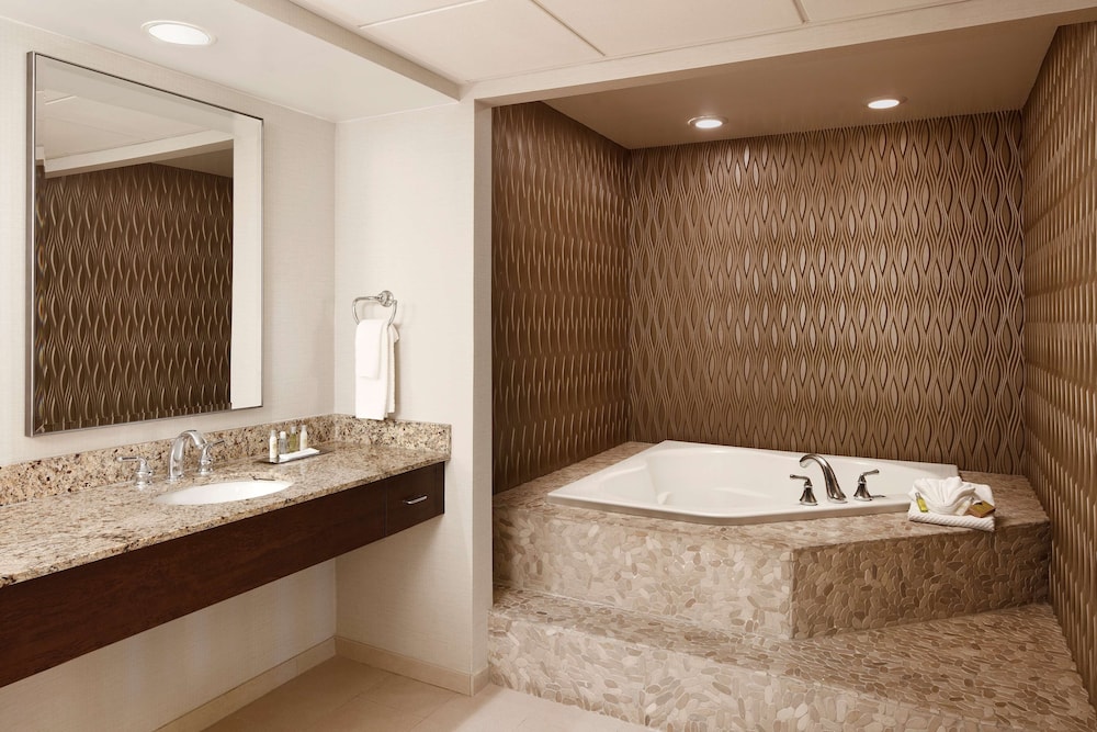 DoubleTree by Hilton Hotel Ontario Airport 20/62