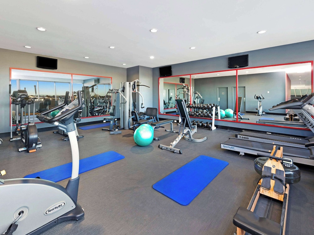 Mercure Melbourne Caroline Springs 25/48