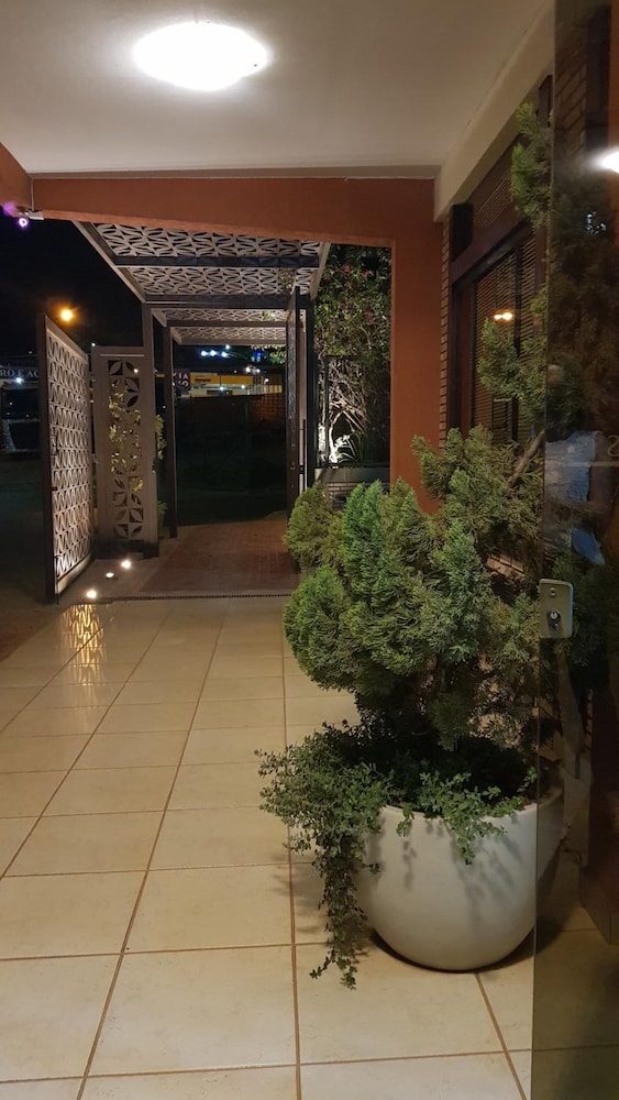 Hotel das Palmeiras 5/50