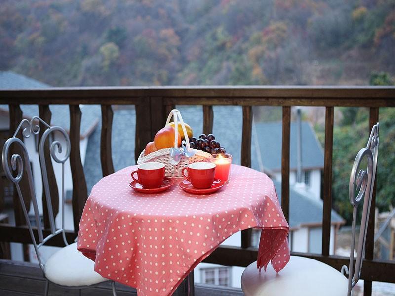 Gyeungju Love Story Pension 15/18