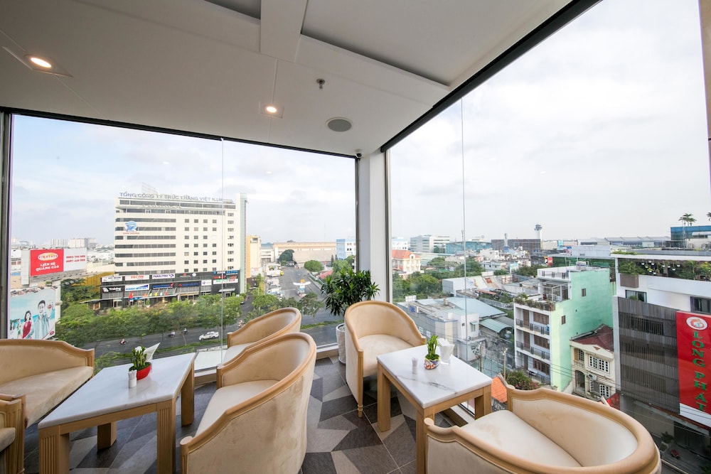 Le Saigon Hotel 47/56