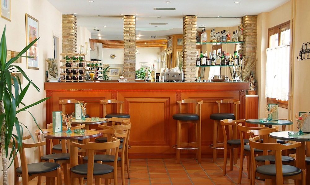 Acropole Delphi Hotel 60/73