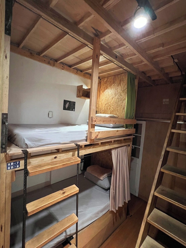 Yuan Qi Hostel 20/50