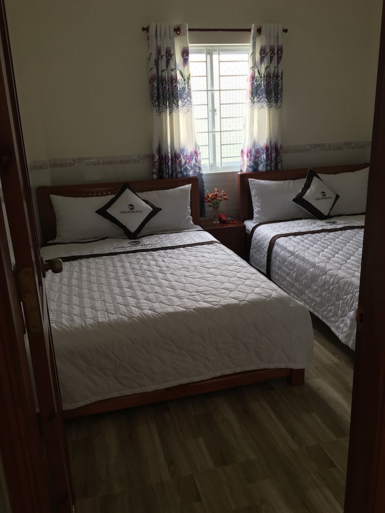 Trieu Hoang Hotel 13/34