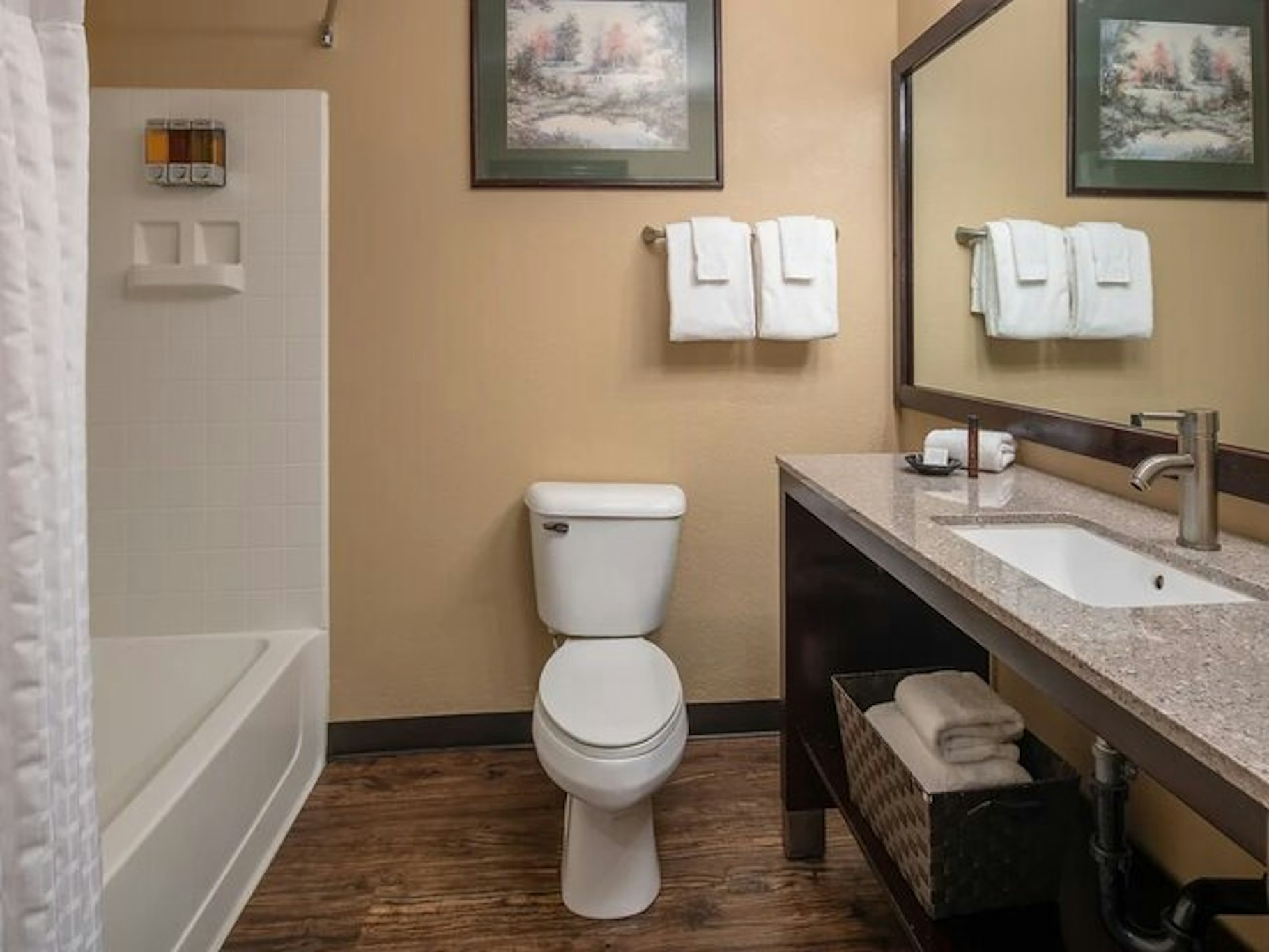 Ashley Inn of Tillamook 26/26