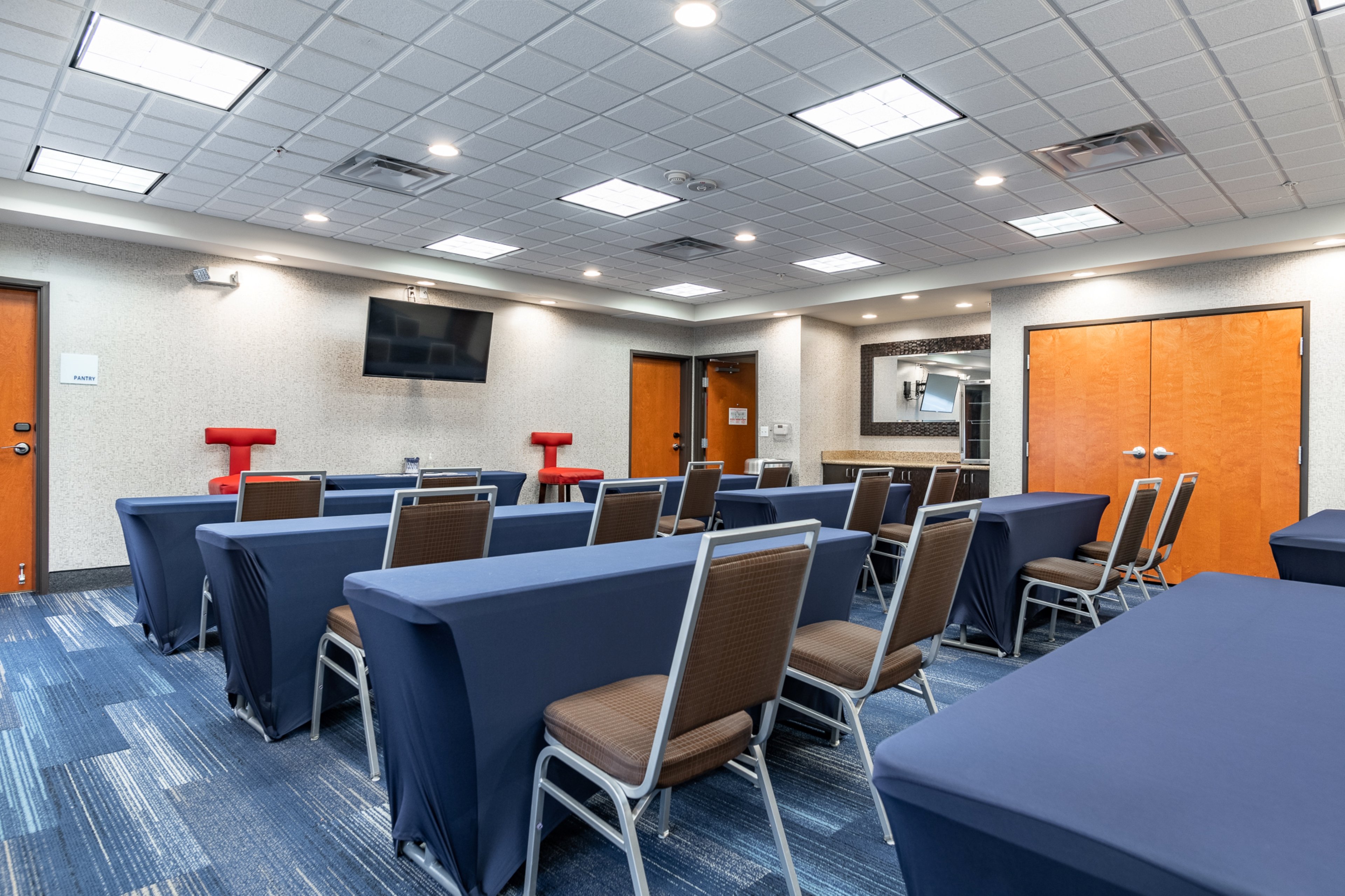 Holiday Inn Express And Suites Ironton 66/76