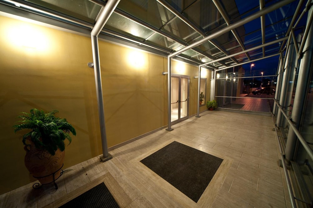 CITTA DEI PAPI HOTEL 16/27