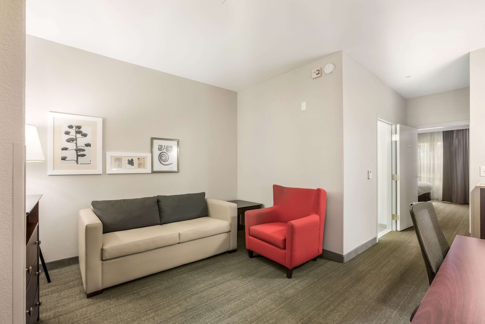 Comfort Inn & Suites Fairburn - Atlanta Southwest 38/45