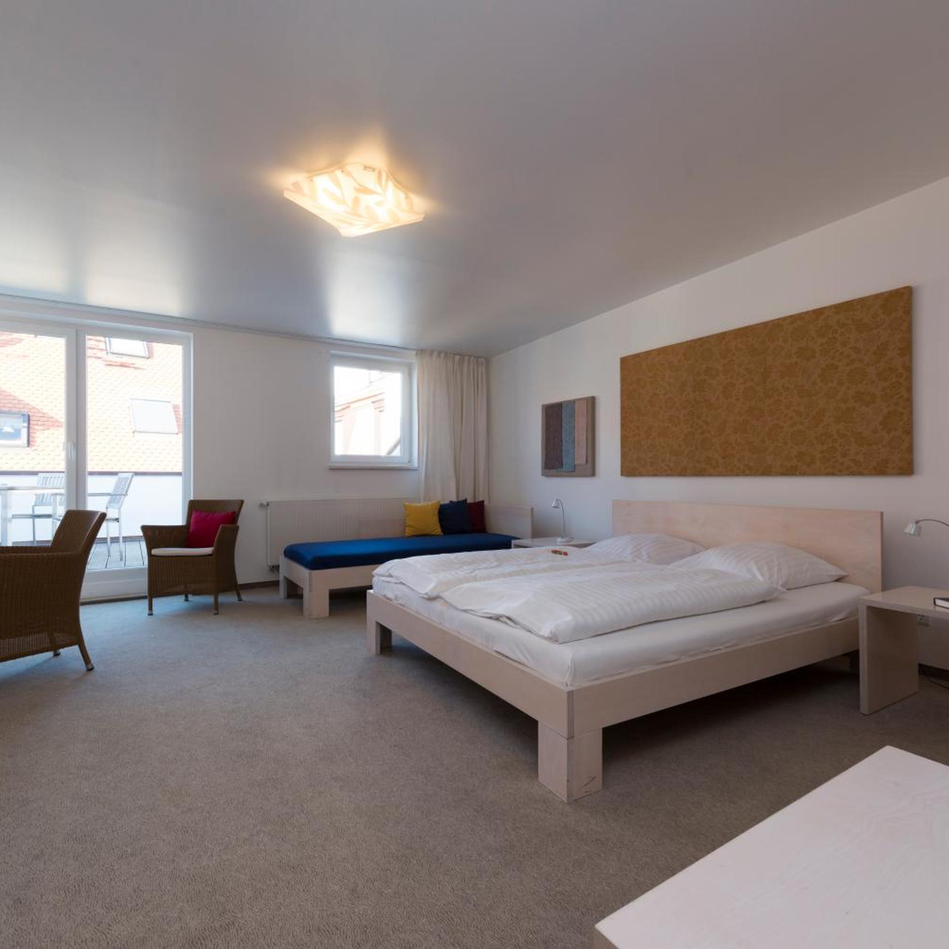 غرفة ثلاثية، Hotel Gasthof Zum Storch 2/8