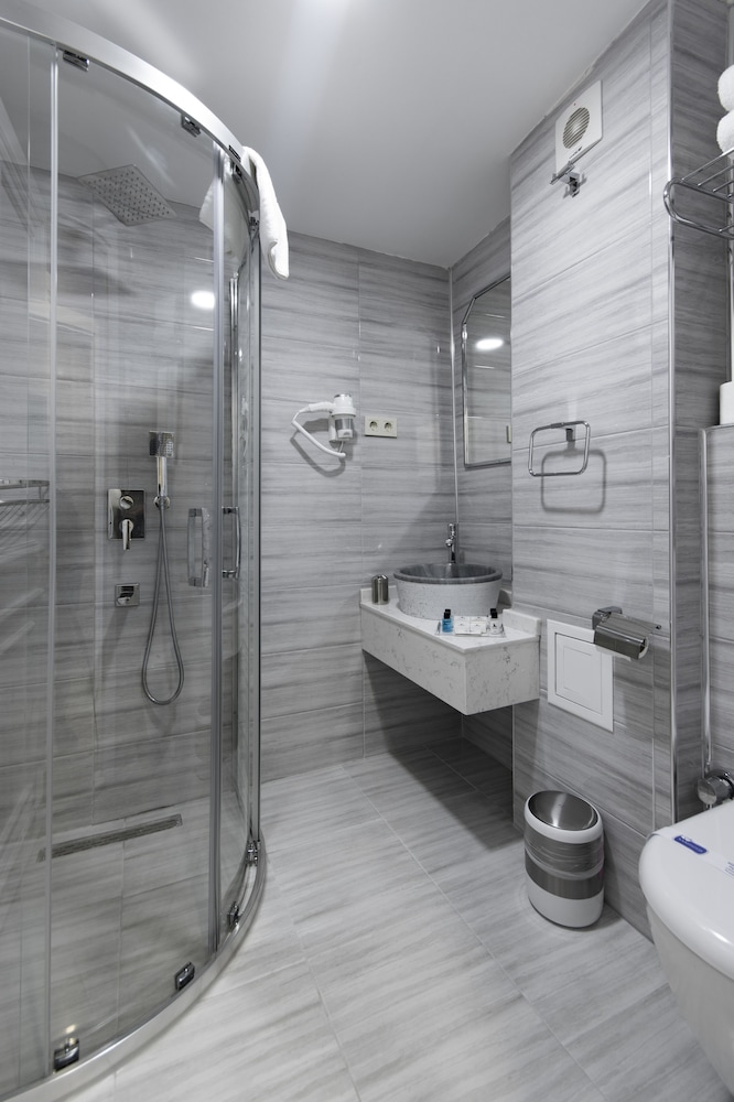 Primero Hotel 13/65
