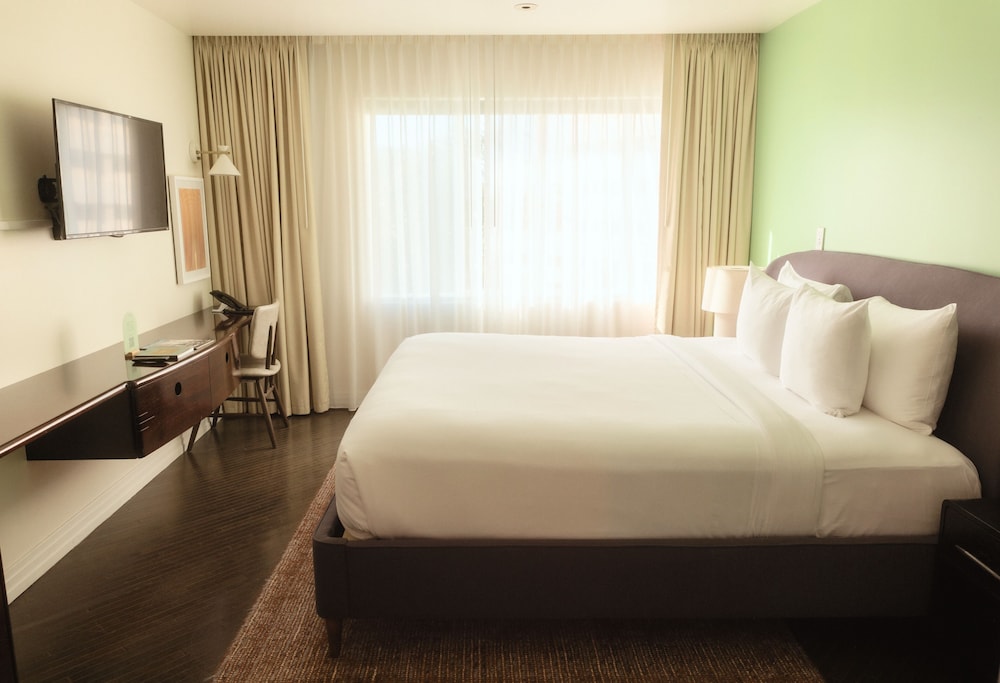 1 Bedroom, Ocean, Suite, King Bed