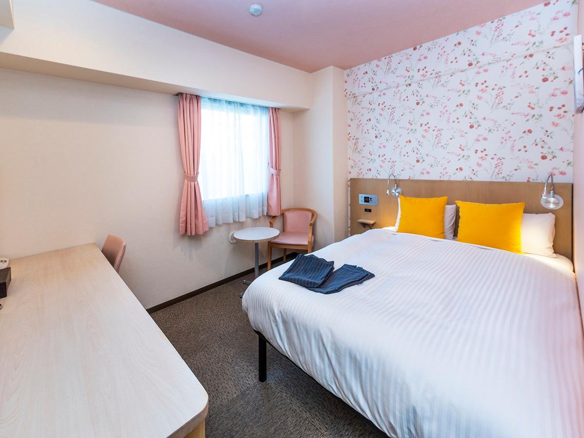 Female Only, Ladies, Premium, Double Bed