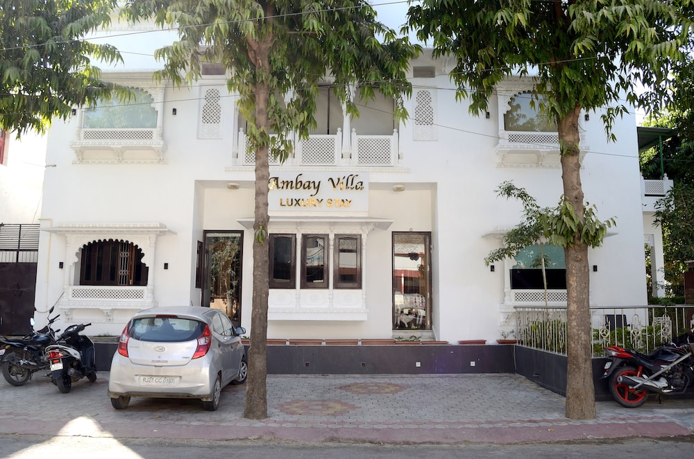 Ambay Villa 43/50