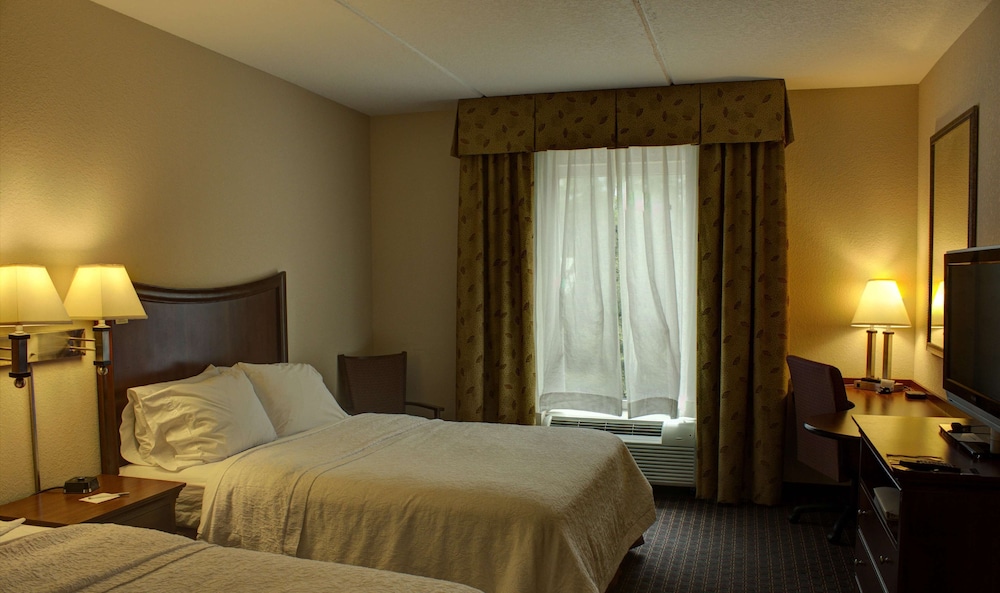 Hampton Inn Suites Palm Coast 28/72