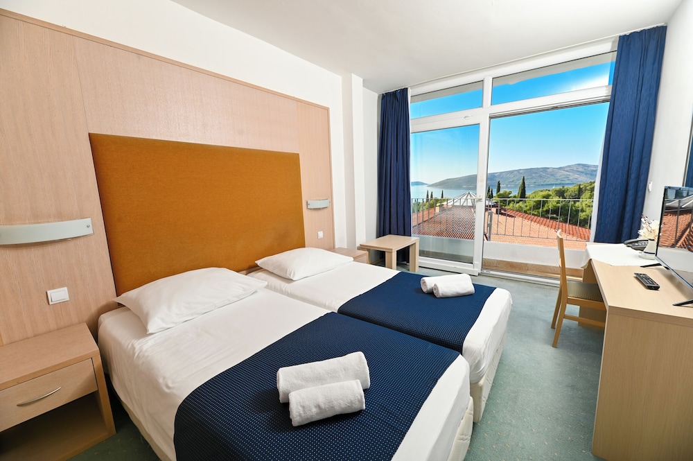 Hotel Medena Block A 22/50