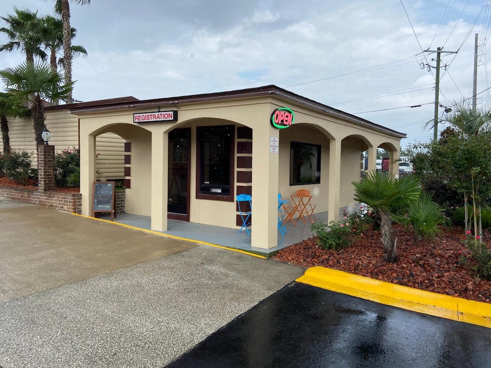 American Inn And Suites 5/47