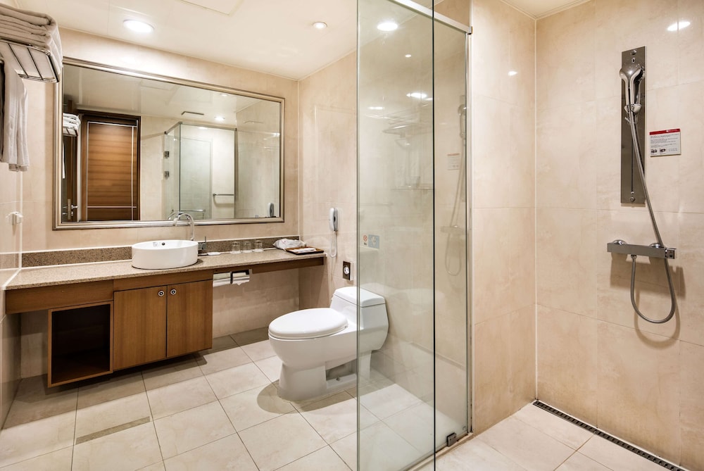 Ramada Hotel & Suites by Wyndham Seoul Namdaemun 60/61